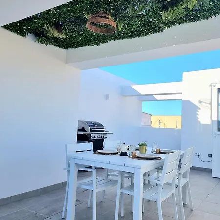 Luxury Penthouse Valentin With Jacuzzi * קורלחו