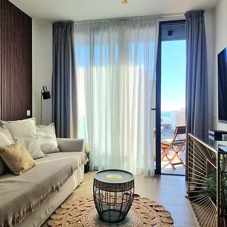 Luxury Penthouse Valentin With Jacuzzi Corralejo