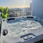 شقة Luxury Penthouse Valentin With Jacuzzi